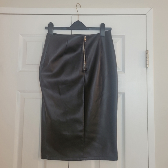 Vegan Leather Midi skirt - Picture 2 of 3
